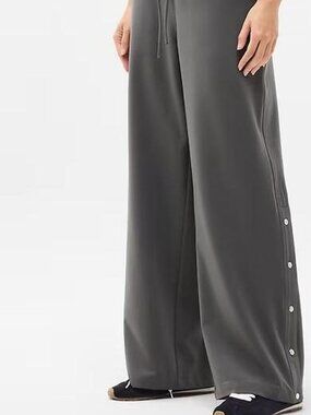 🚨NWT🚨 Athleta MVP Mid Rise Snap Pant